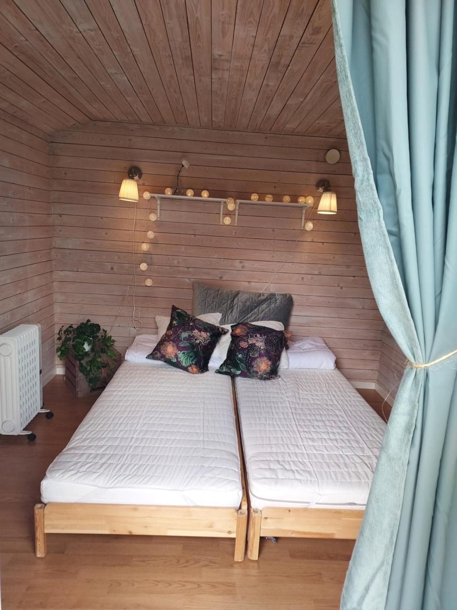Aelgbergets Bed & Breakfast Ucklum ห้อง รูปภาพ