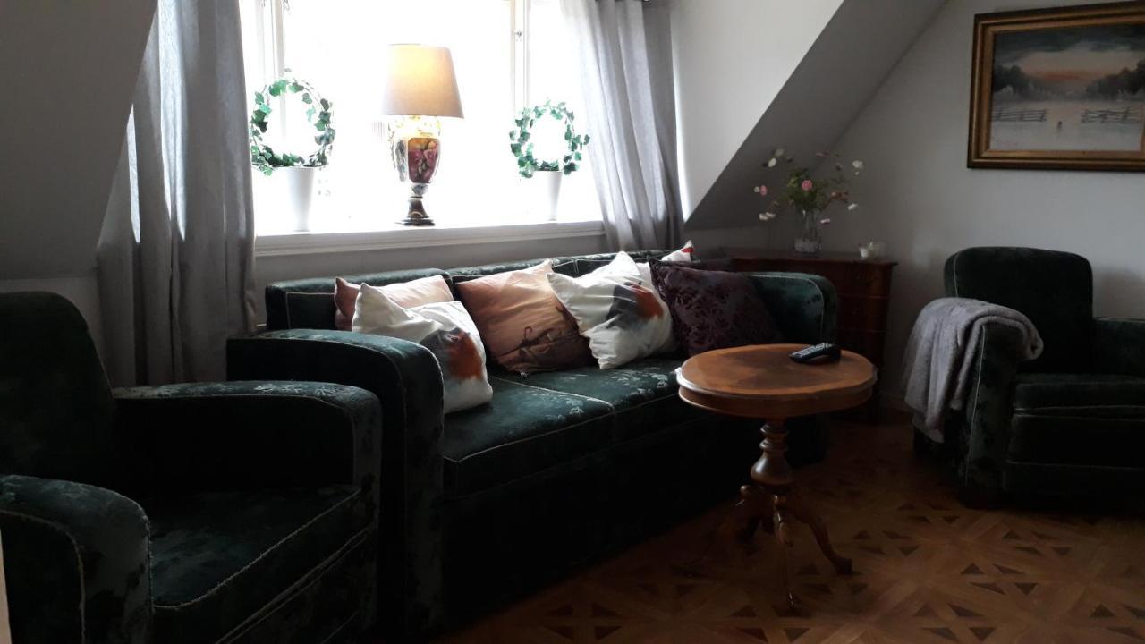 Aelgbergets Bed & Breakfast Ucklum ภายนอก รูปภาพ